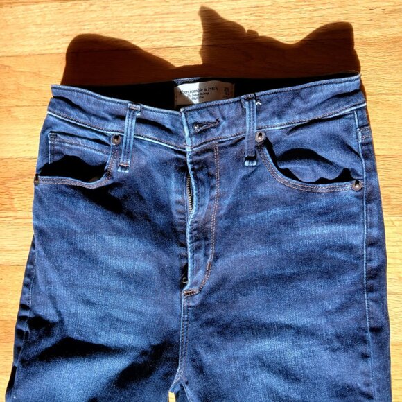 Abercrombie & Fitch Skinny Jeans - Size 0 - Picture 3 of 5